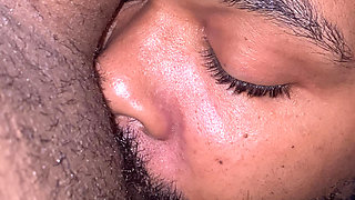 EATING A QUEENS PUSSY