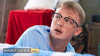 Brazzers - his gf Violet Gems said no to ass stuff, so he fucked her stepmother Luna Star behind her back