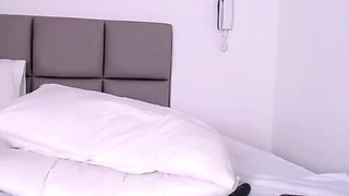 Close up MILF masturbation
