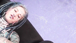 Tattoo Model Livestream with Anal Masturbation
