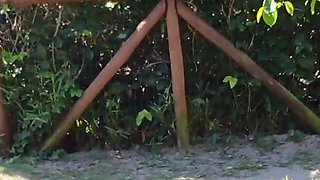 Risky Handjob for a Hot Babe in the Park!