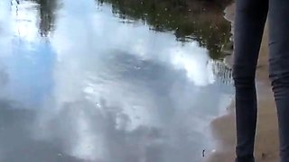 Deutsche Amateur-Blondine gibt einen Blowjob im Freien