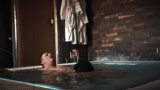 Beautiful Horny MILF Fucked by Stranger in Jacuzzi Vintage Aamateur
