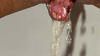 Morning Collection of Yellow Urine! Showing off My Dirty Pads!