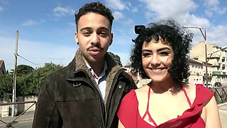 Alicia, 32 years old, ready-to-wear saleswoman in Nîmes! - Jacquie et Michel TV