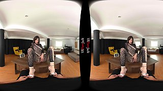 Penelope Cru Secretary