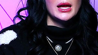 Charlotte Sins: Swallowing, Sex Parties, and the Gray Areas of Ethicaljournalism