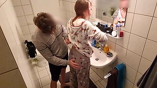 Stepsister Ass Fucked Hard In The Bathroom And Everyone Can Hear The Smacks