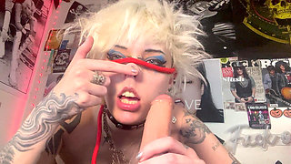 Glitterqueen1999 Ties Her Nose with Rope, Pig Nose Fetish, Deepthroat Cock Sucking Spit Fetish Long Tongue Goth Fetish