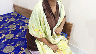 Desi Stepmother Very Hardcore Sex with 18+ Teen Young Boy, Hindi Sex Video