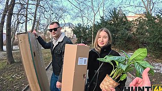 A rich guy paid the hunter for sex with a beautiful blonde, including amalia.