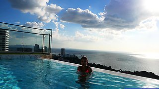 Bubble butt Thai GF first time anal fuck