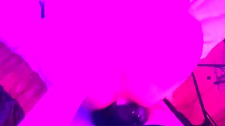 Pulled amateurs close up car sex