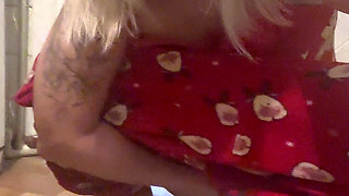 I Do a Squirt Right in the Kitchen Near the Stove and I'm Excited and My Pussy Juice Is Everywhere