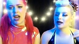 Redhead MILF gives an amateur bj before fucking
