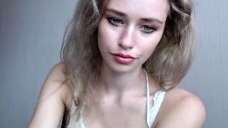 Naked Blonde Teen Girl Pussy Masturbation On Webcam