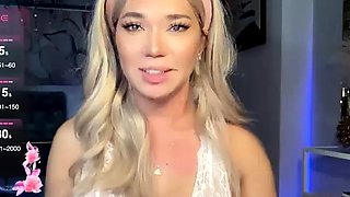 Shemale tranny enjoying solo masturbation