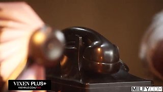 Hot Blonde MILF Taylor Vixxen Cheats on Hubby - Big Tits, Blowjob & Doggystyle