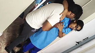 Desi Bengali Classroom Fuck - Bobbypranav Bangs Tight Pussy in College
