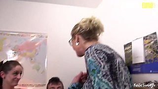 German Mature Sluts Rough Ffm Threesome In The Office