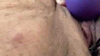 Pushing Bids in My Pussy Stimulating My Clit with Electric Wand