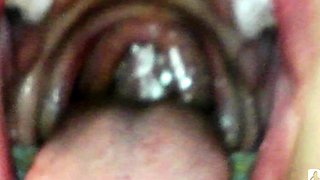 Pulled amateurs close up car sex