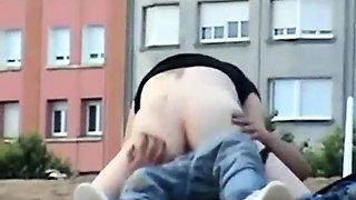 Street voyeur finds a horny amateur babe riding a hard dick