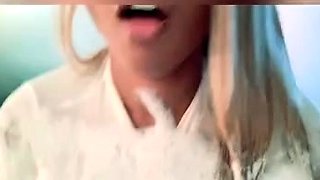 Moriah Mills Bath Bomb