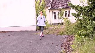Sexy MILF Lullu Gun Outdoor Sex After Yoga & Jogging - Public Fetish Couple Casting