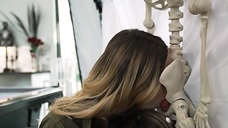 Tempting teen sluts threesome crazy xxx clip