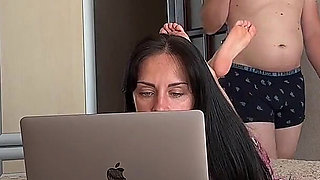 Amateur MILF Stepmom Decided to Suck Her Stepson's Cock