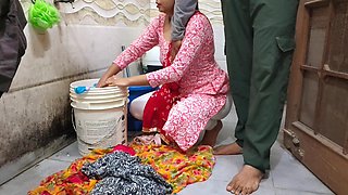 Bhabhi Fucked While Washing Clothes in the Bathroom Risky Outdoor