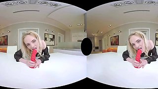 Incredible VR Performance By Outstanding British Blonde