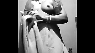 Village bhabhi sarees flash on camera
