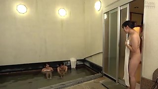 Couples Reignite Passion Through a Towel-Only Swapping Bath Challenge x3x01E73A8A7B5B84D4F9
