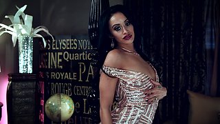 Gia Vendetti and Madison have a hot anal sex on the bed with a big dick