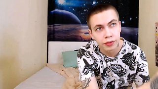 Beauty small tit amateur teen masturbating her shaved pussy