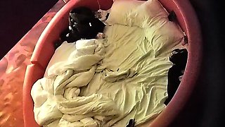 Horny fat arab housewife fingered on amateur hidden cam