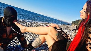 Femdom foot worship, foot slave, femdom feet