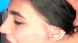 Hot Girl Does an Amazing Blowjob Show with Her Partner