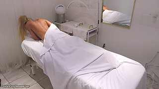 Fitness Model Massage Client Returns for Another Session