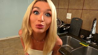 Stepsis joins stepbro and the babysitter