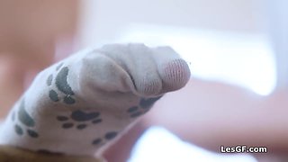 Gyno checkup turns to foursome scissoring party