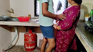 Desi Aunty Hardcore Kitchen Sex with Hindi Audio - Annuakhil Rough Fucking