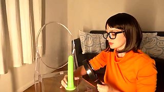 Mary Moody - What s Happening With Velma Halloween Cosplay
