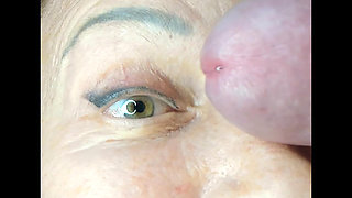 Mature Lady Facecum Huge Load on Eye