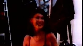 Brunette hardcore blowjob