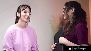 Watch inviting Lexi Luna's porn