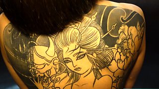 Big tits Thai MILF picked up in a TukTuk