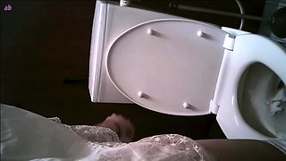 Amateur couple hidden cam